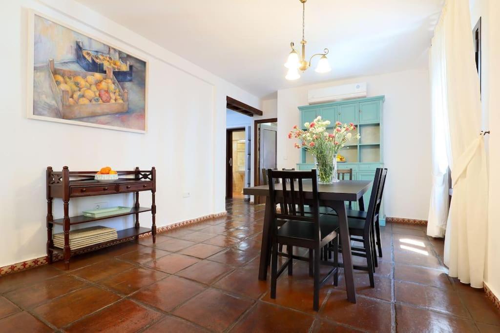 Holiday home Casa Con Encanto En La Juderia De *